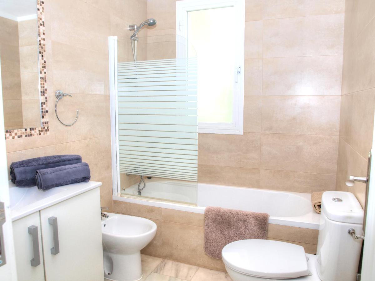Sun Beach Apartment เอสเตโปนา ภายนอก รูปภาพ