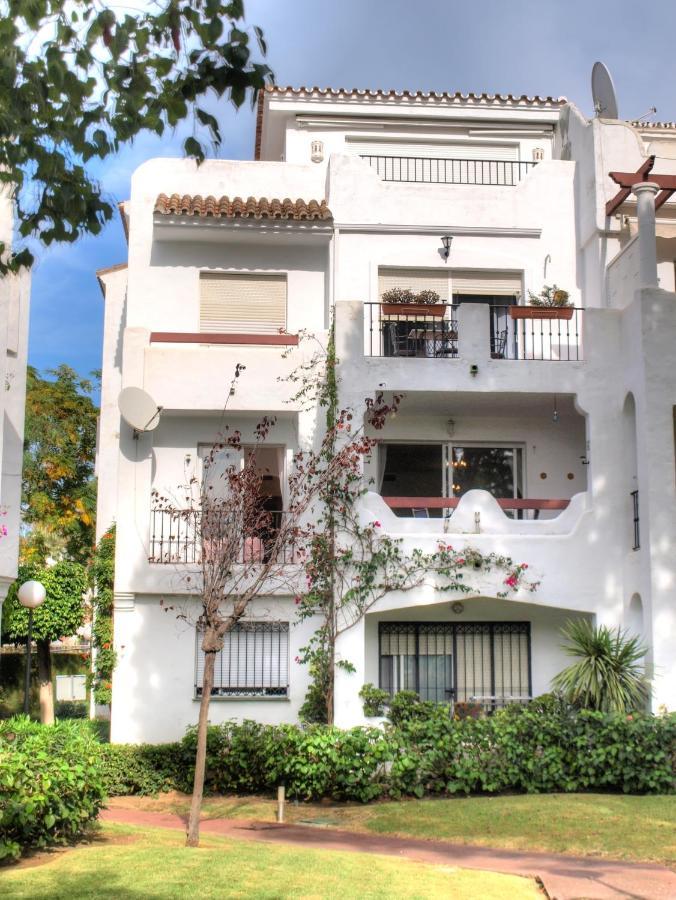 Sun Beach Apartment เอสเตโปนา ภายนอก รูปภาพ
