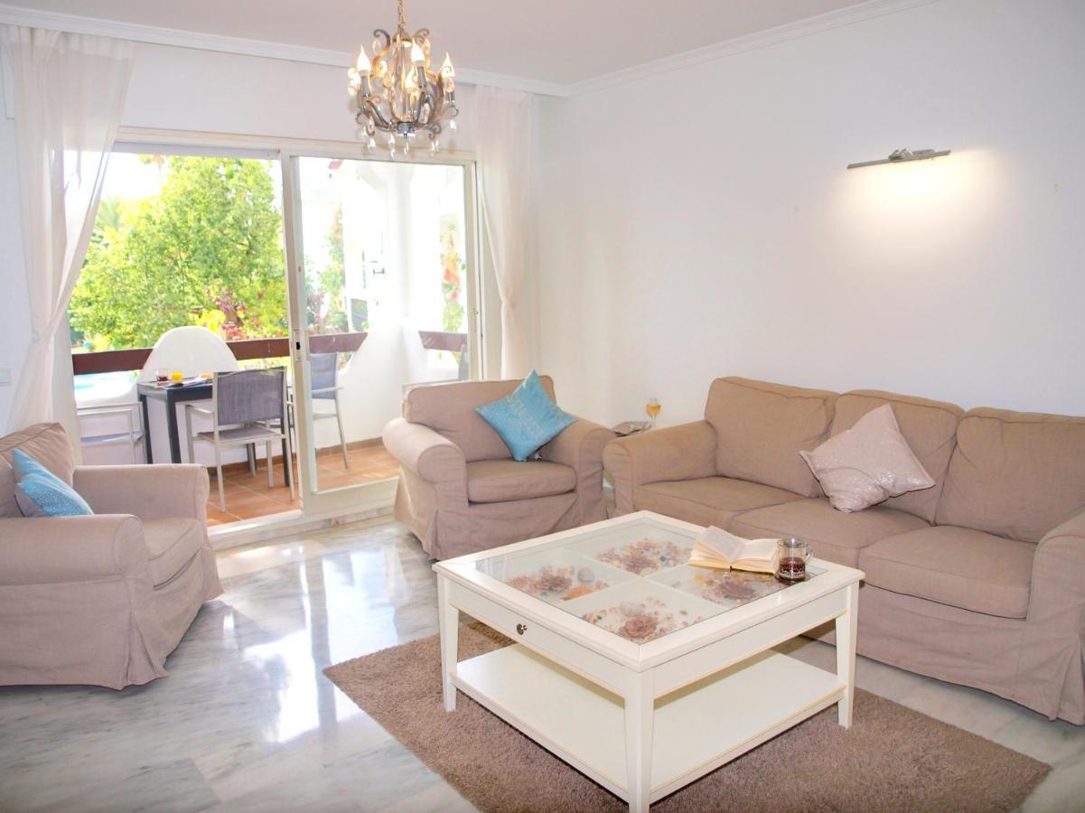 Sun Beach Apartment เอสเตโปนา ภายนอก รูปภาพ